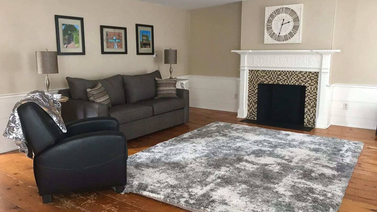 Sackets Harbor House | In the Heart of Historic Sackets Habor, NY
