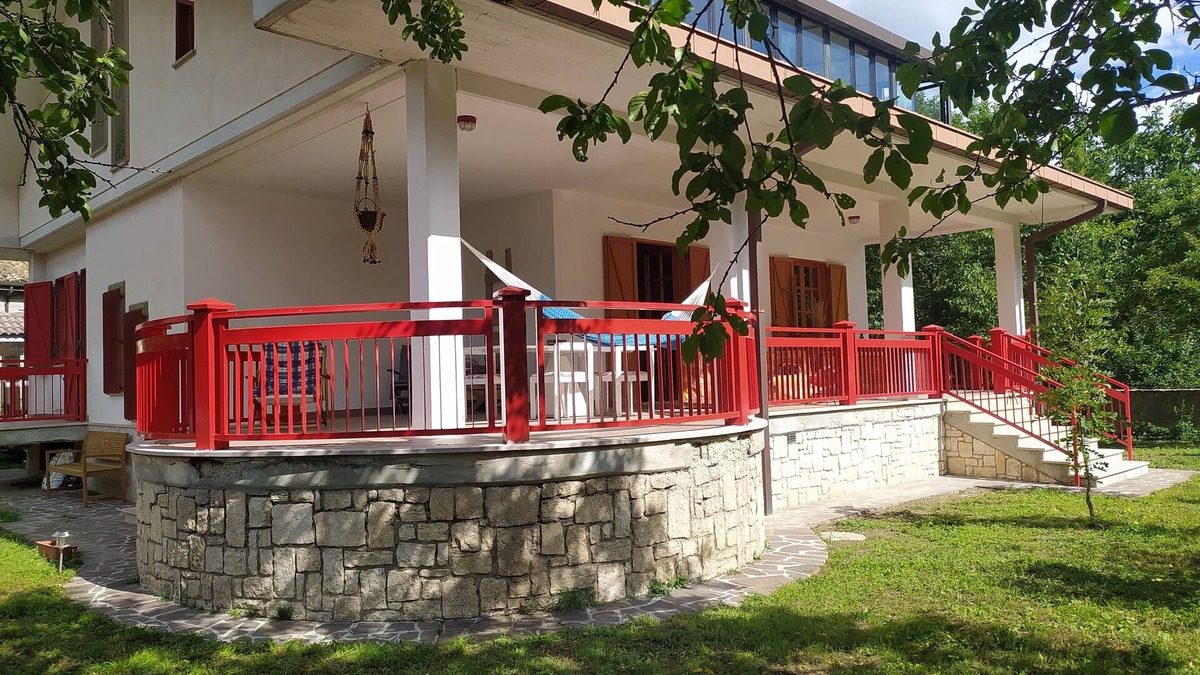 Cortino Bed & Breakfast | In the Gran Sasso-Monti della Laga Park, villa in small village nestled in the woods