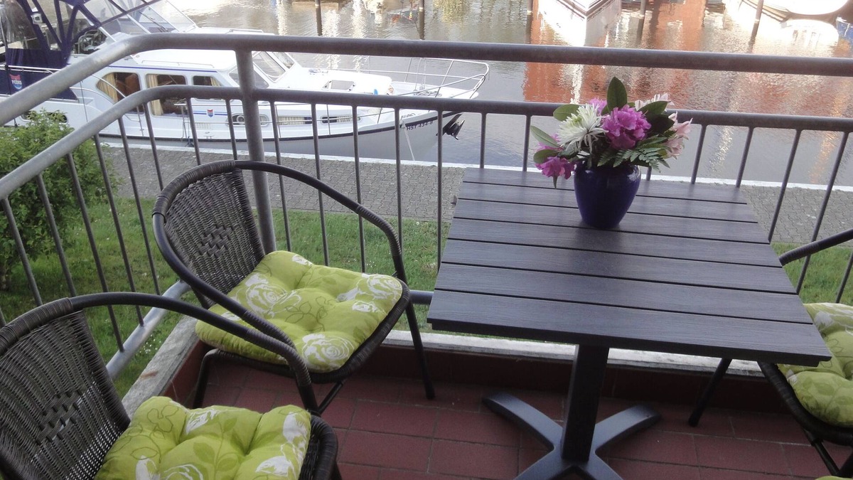 Ueckermuende Apartment | In the middle of the marina of the lagoon city Ueckermünde/Baltic Sea - apartment for 4-5 people