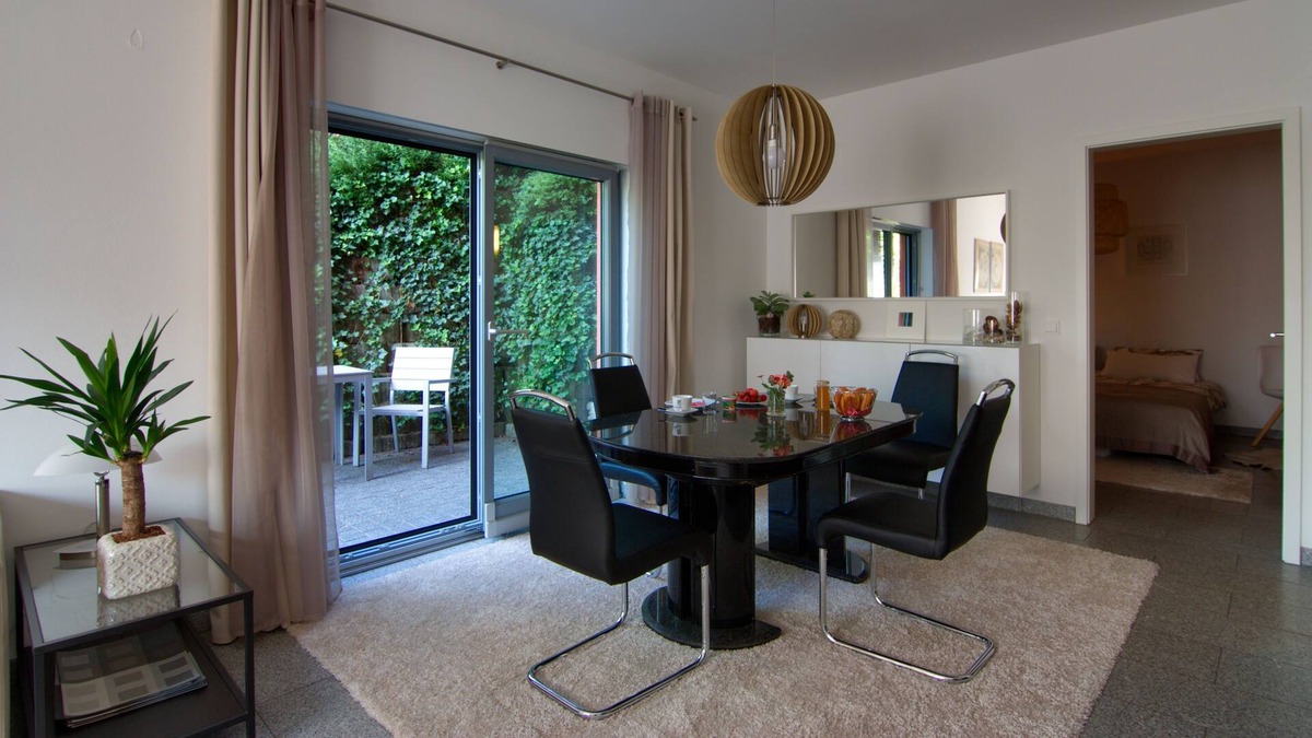 Kernberge Apartment | In the middle of the green in the center of Jena