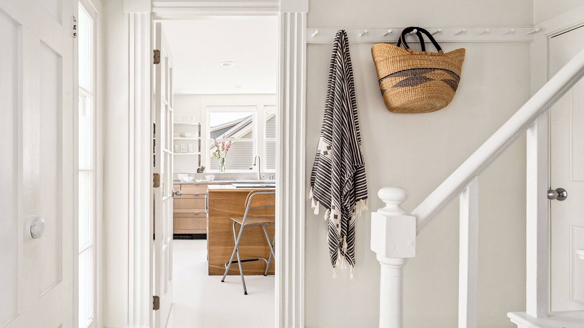 Rockland House | In-town, coastal + relaxing in Rockland