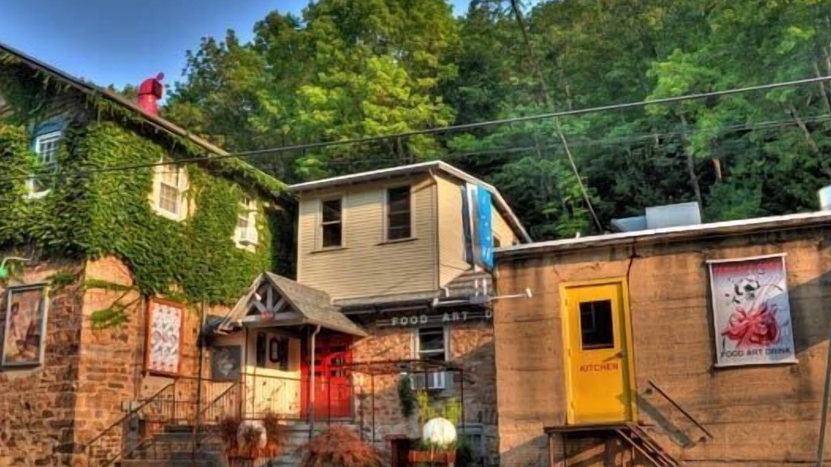 Ashfield House | In Town Loft Apartment in 19th C Stone Wireworks Factory (2000+ sq ft)
