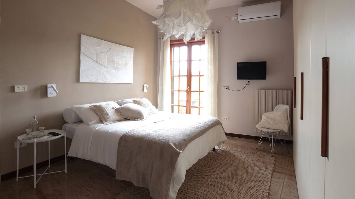 Caserta House | In township on the outskirts of Caserta "Alley Zenone 8"