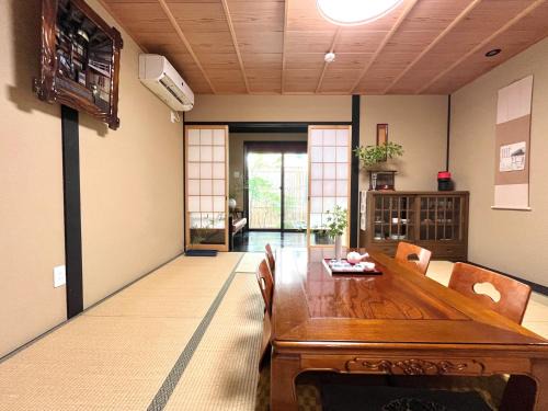 Nagawa Villa | INARI ASA 50 meters away from Keihan Fushi mi Inari St ation and 380 meters Fushi mi Inari T aisha