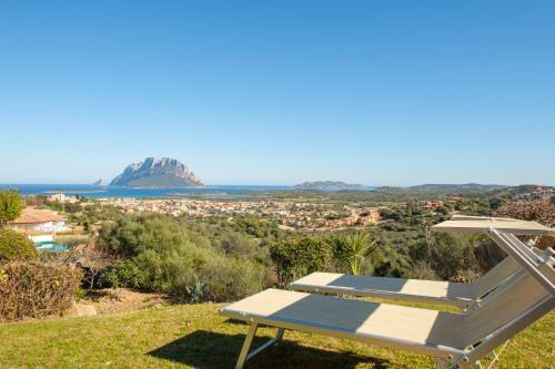 Porto San Paolo House | [Incantevole Villetta]con Giardino e Vista mare