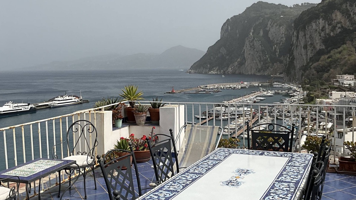 Licola House | INCANTO - Panoramic Holiday House by the Sea