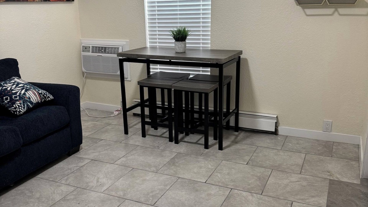 West Colorado Springs Apartment | Inclinescape#1