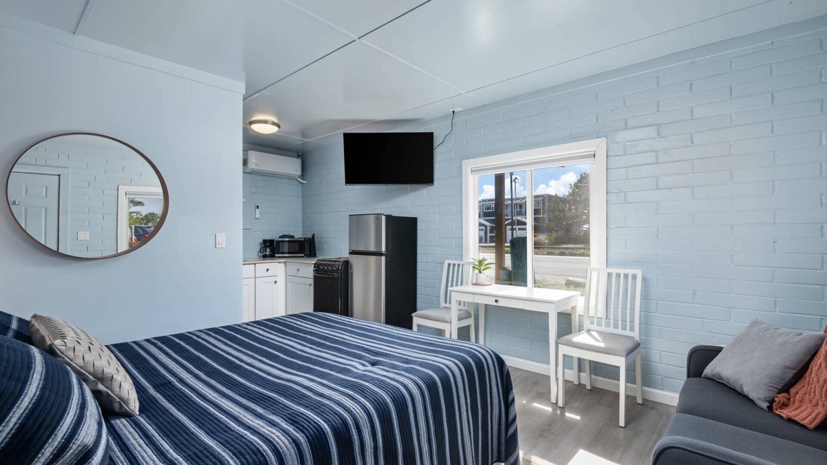 Rockaway Beach Condo | Incredible Central Rockaway Location, *Pet Friendly*, Patio, Walk to Beach and Downtown, Unit 1