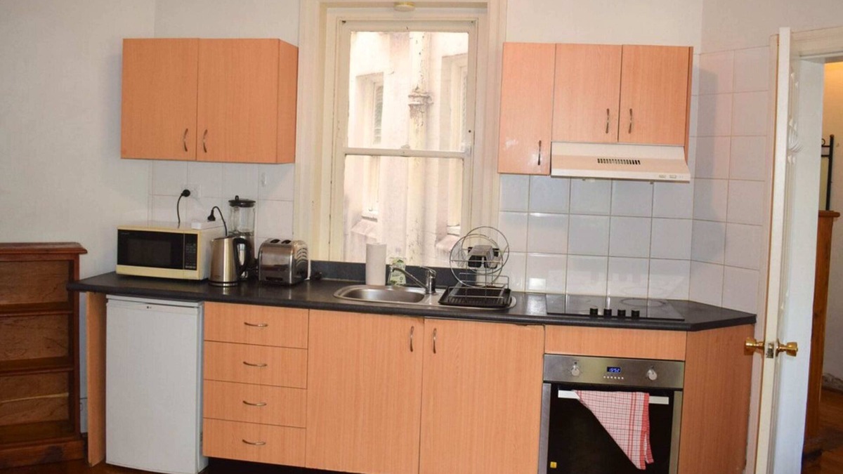 Kings Cross Apartment | Incredible Location One Bedroom Apartment