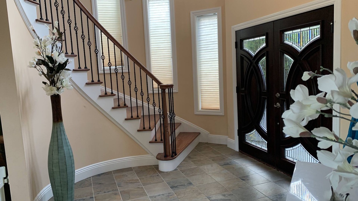 Northeast Yonkers House | INCREDIBLE/LUXURIOUS 3BDR HOME, 20 MIN FROM NYC