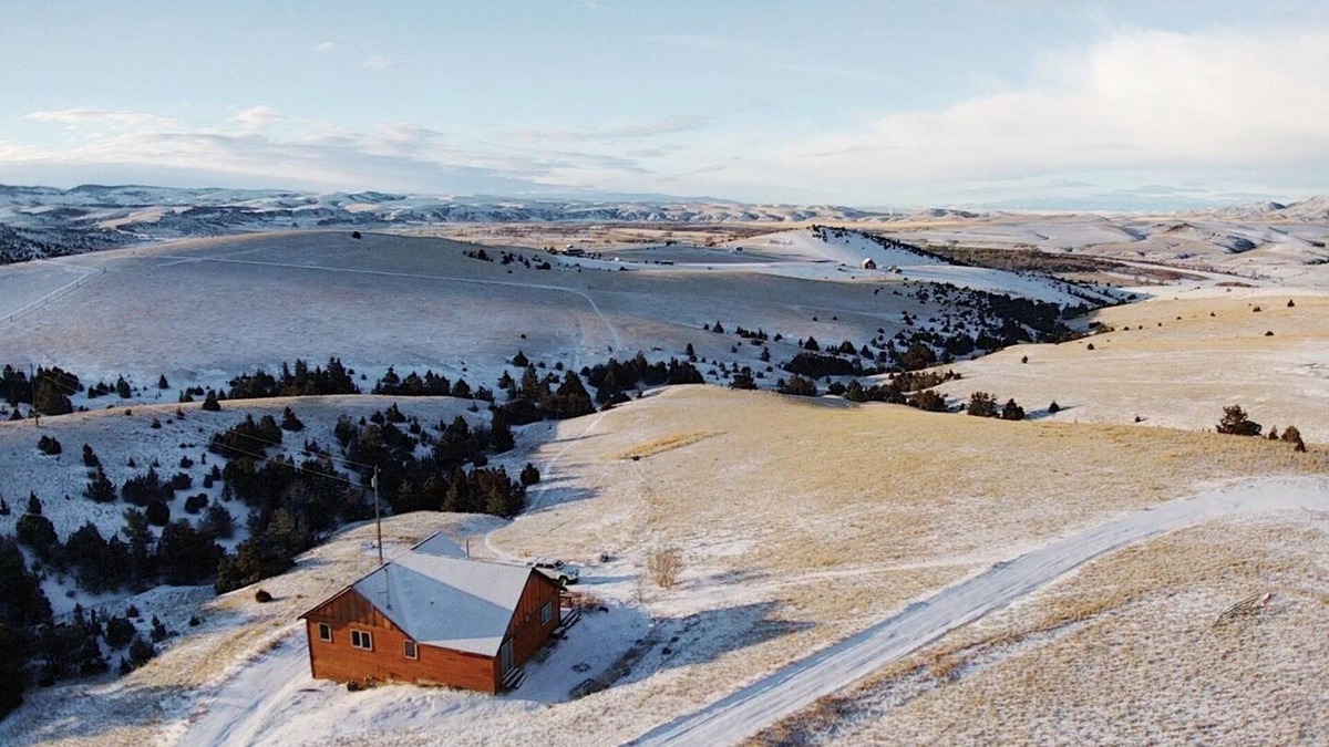 Three Forks House | INCREDIBLE VIEWS + FAST WIFI, 10 private acres