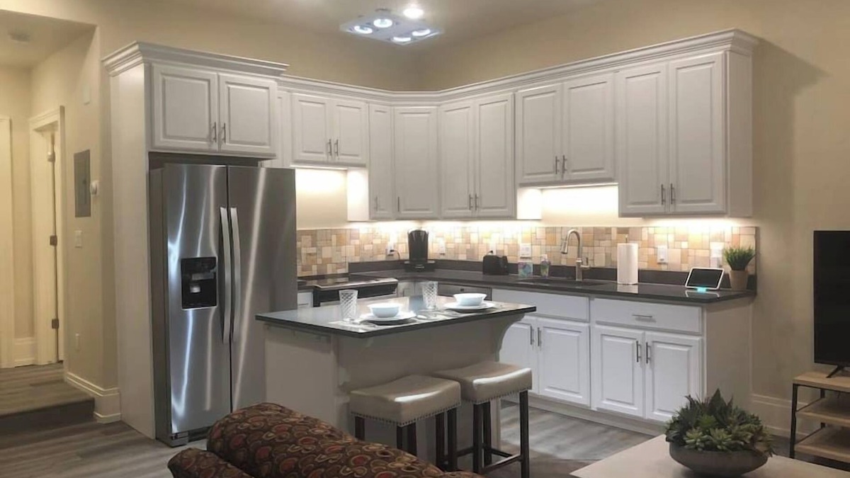North Park Apartment | Incredible Views in Downtown Provo