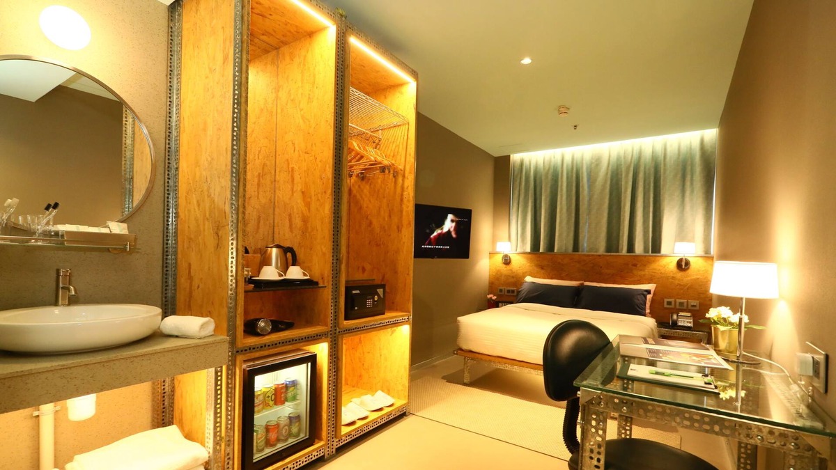 Eastern Kowloon Hotel | IND Hotel
