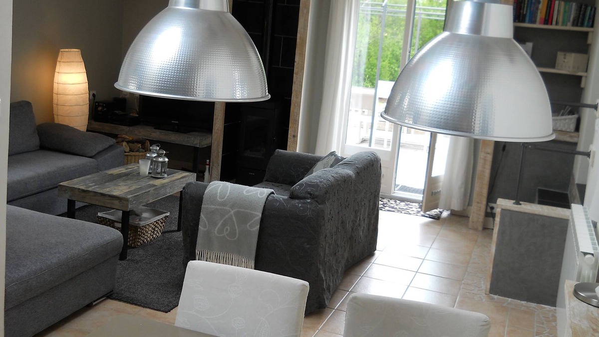 Egliseneuve-d'Entraigues Cottage | Independent cottage, very comfortable, wifi, Sancy near Super Besse