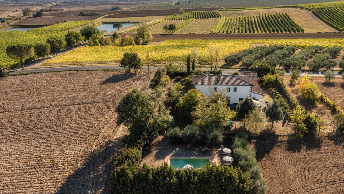 Brolio Villa | Independent villa with WIFI, private pool, A/C, close to Cortona!