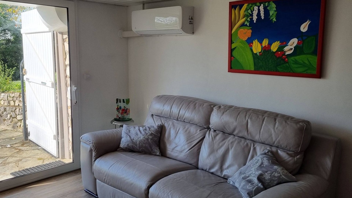 Montfort-en-Chalosse Bed & Breakfast | Independent studio, 32 m2, a few minutes from Préchacq and Dax