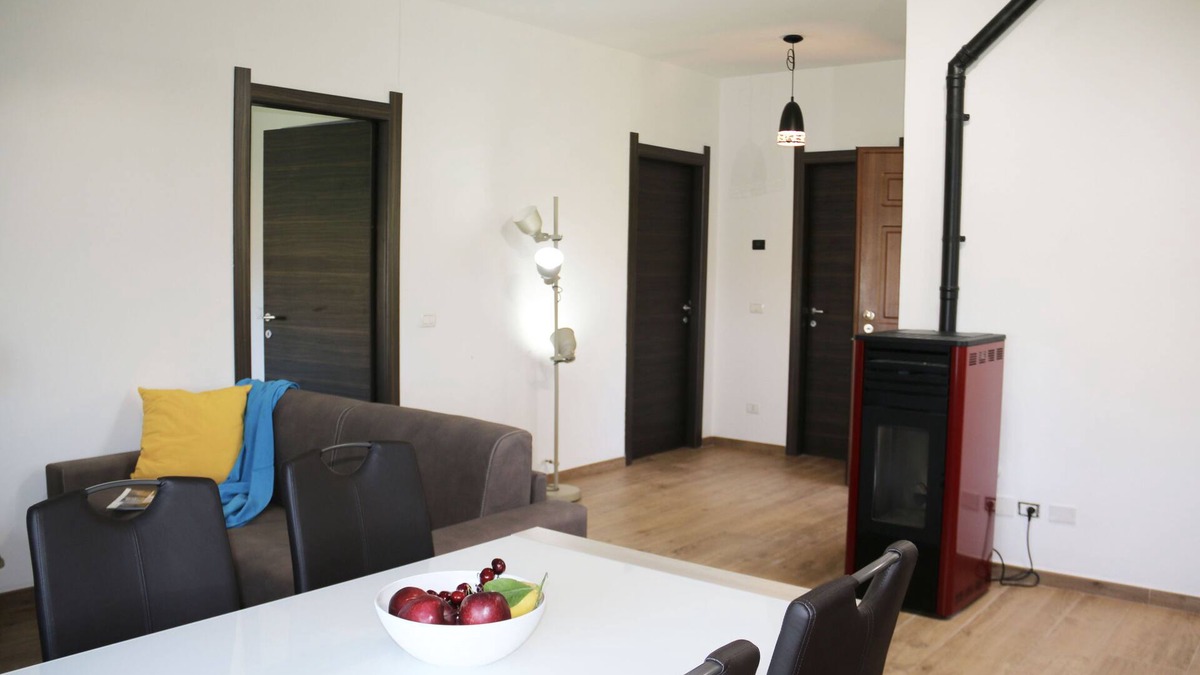 Aritzo Condo | Independent Agrifoglio apartment in holiday home with garden and barbeque
