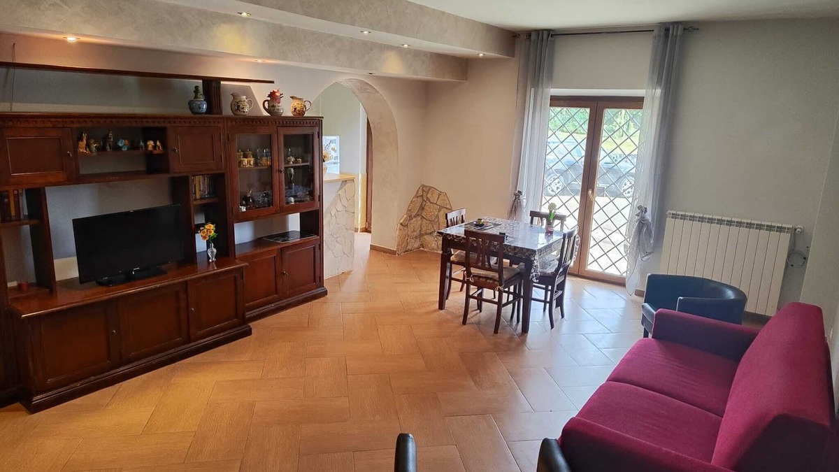 Carbognano Apartment | Independent apartment in farmhouse in the heart of Tuscia