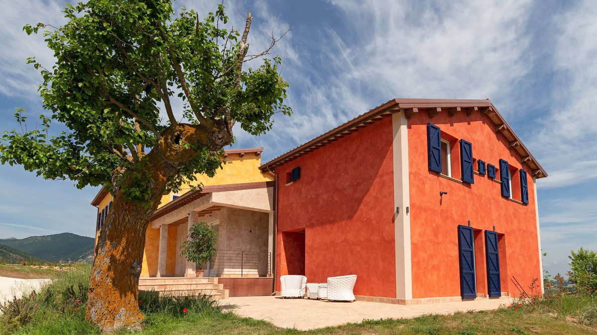 Matelica Other | Independent apartment, in wine resort with SPA and swimming pool.