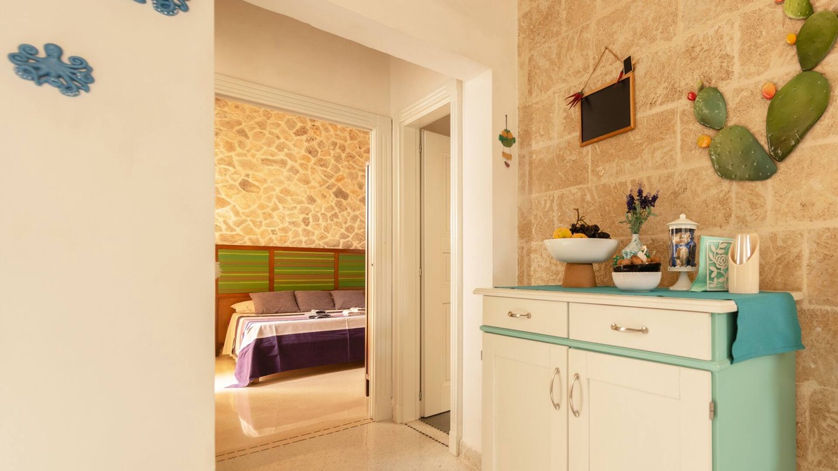 Vernole House | independent apartment