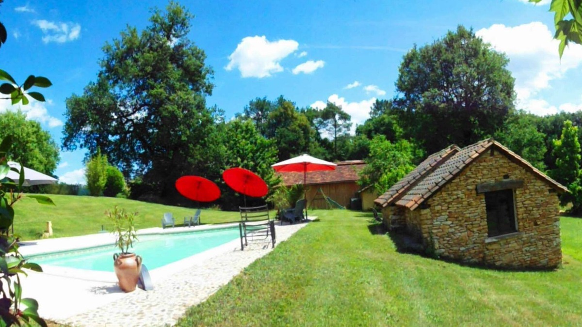 Simeyrols Cottage | Independent cottage - private terrace - shared swimming pool