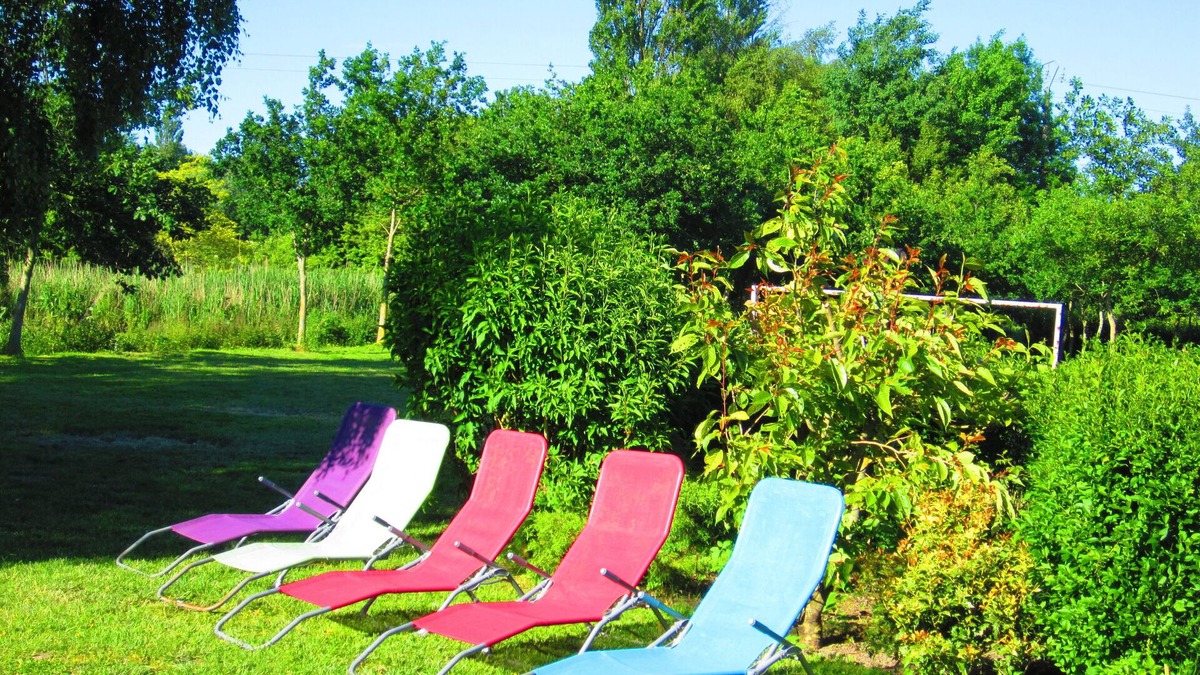 Clairmarais Cottage | Independent gite on private property only accessible by boat