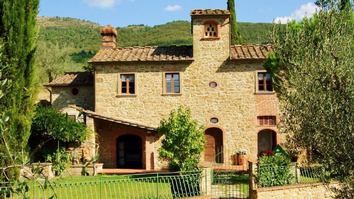 Pieve al Bagnoro House | Independent holiday country house in Tuscany