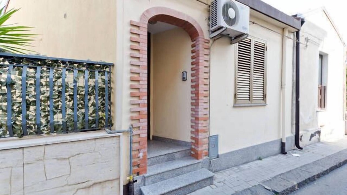 Fiumefreddo di Sicilia House | Independent house in the center-Casale Papandrea area 2km from the sea near Taormina-Etna