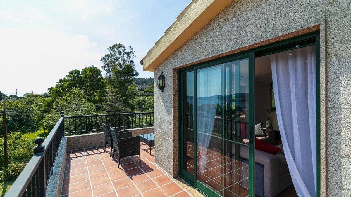 A Porqueira Apartment | Independent penthouse in Monteferro