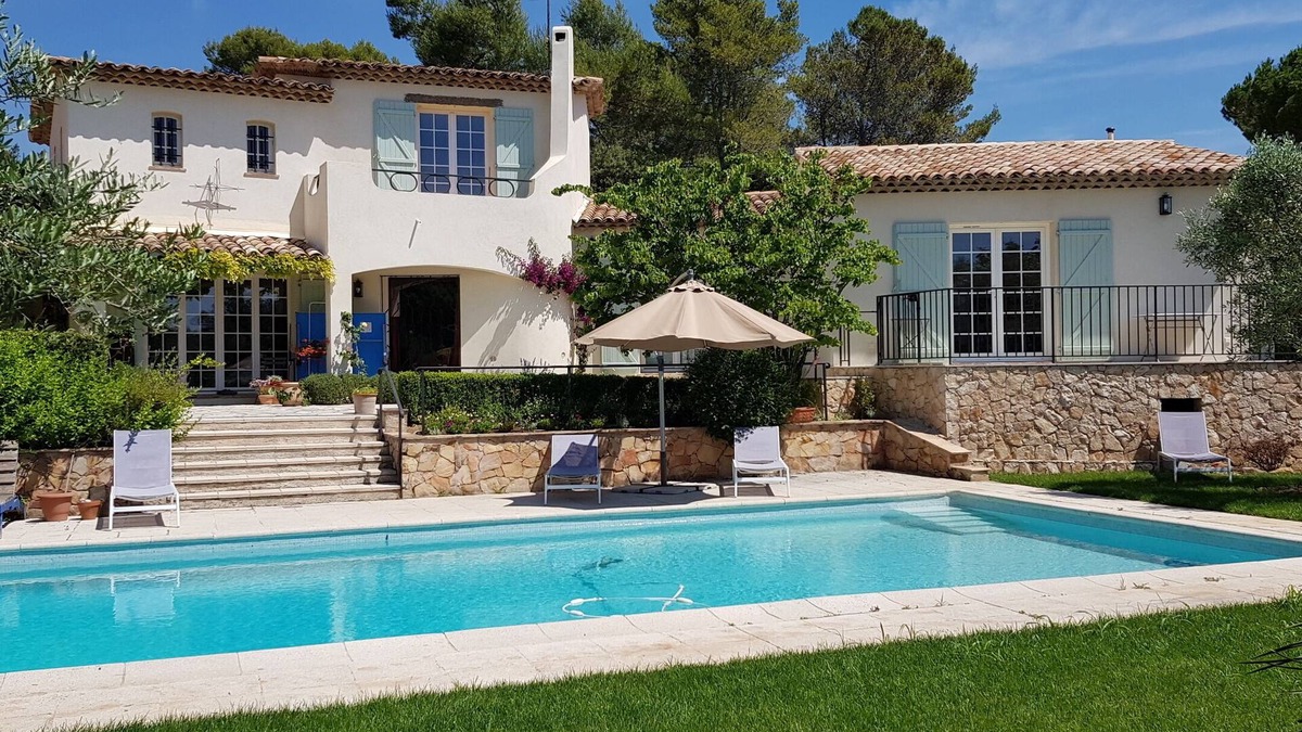 Valbonne House | Independent suite of 25m2 with private terrace, in villa