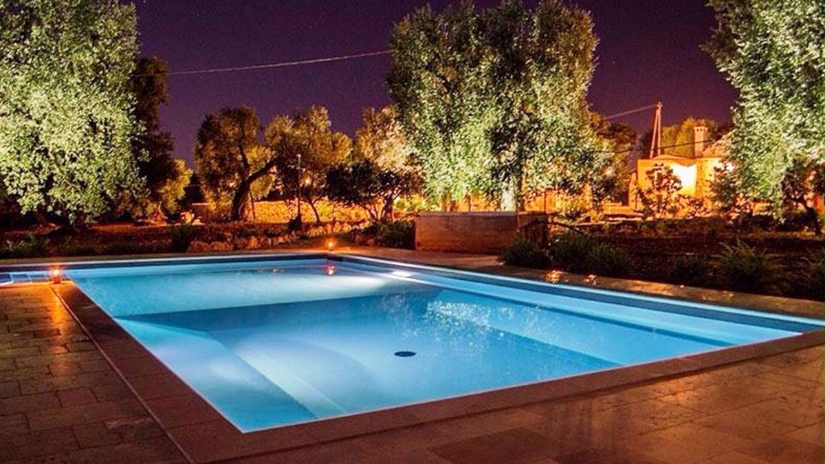 Ceglie Messapica House | INDEPENDENT TRIPLE AND ACCOMMODATION IN THE 1700'S SPLENDID MASSERIA WITH SWIMMING POOL - WIFI