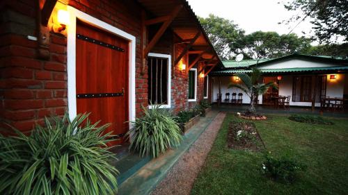 Moragaswewa Resort | Indi Rose Garden