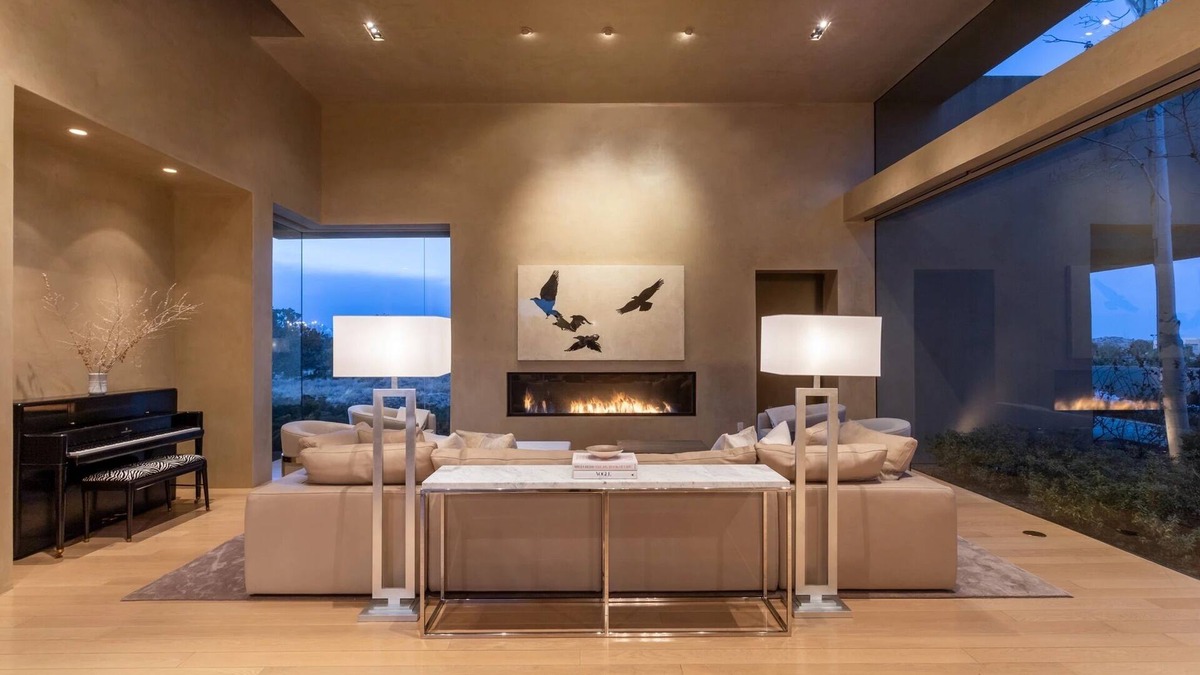 La Tierra House | Indian Pony Estate offers luxury accommodations with stunning mountain views