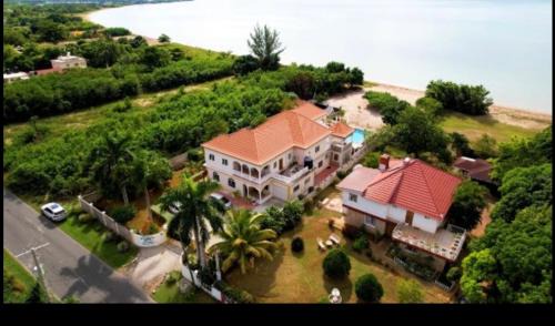 Crane corner House | Indigo Beach Villa