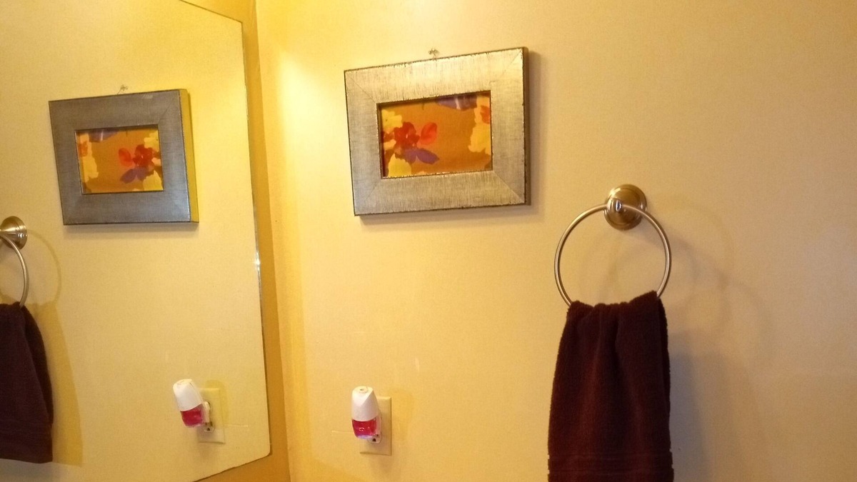 State Park House | Individual Southern rooms to rent upstairs on property.
