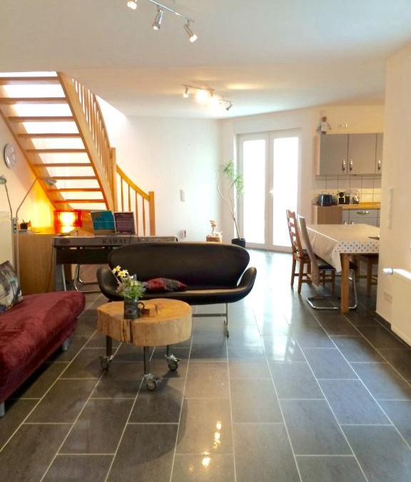 Weckhoven Apartment | Individuell Wohnen Loft-Charakter im Innenhof