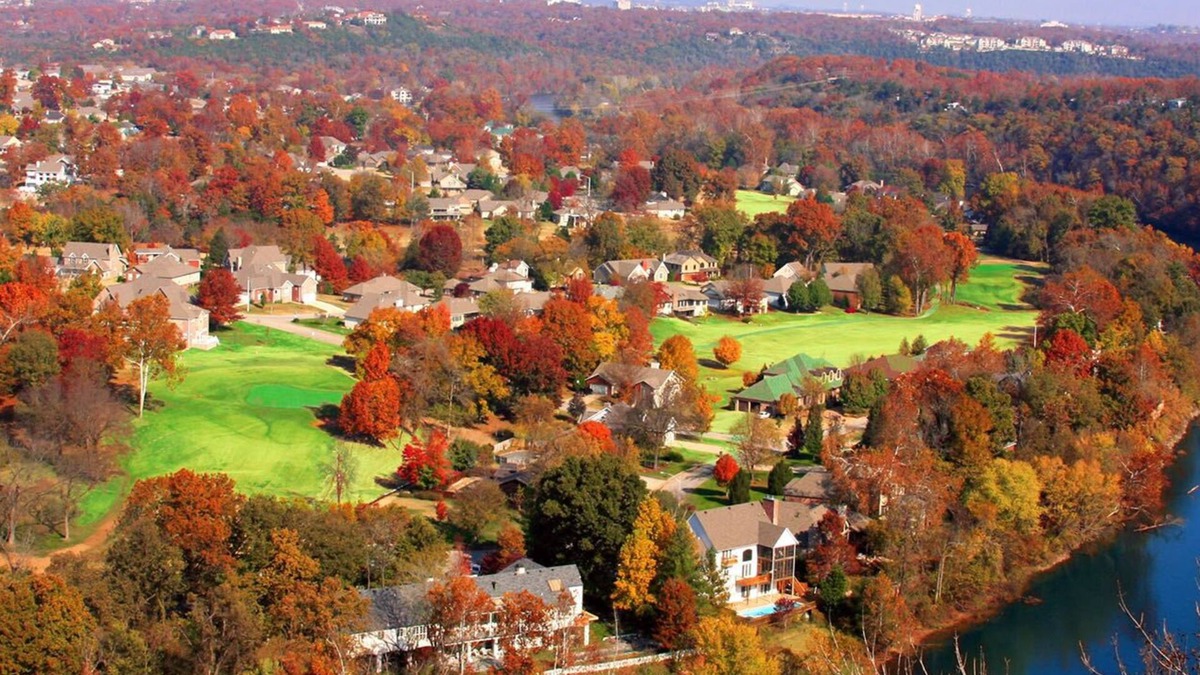 Table Rock Condo | Indoor/Outdoor Pools-Golf-Gated Community