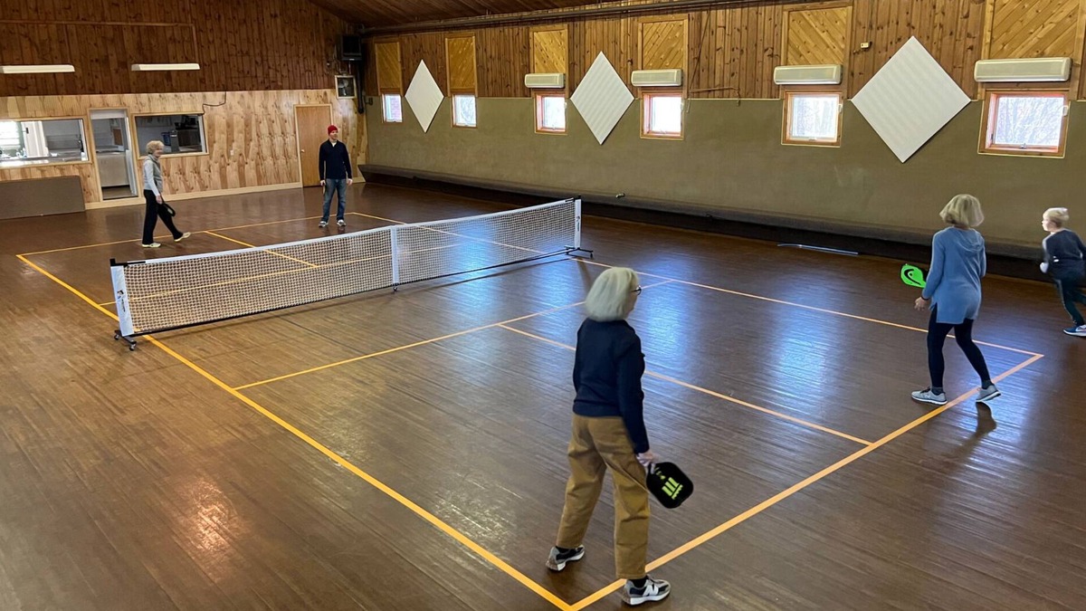Hillman House | Indoor pickle ball + sauna at lakeside 13BR house, Lakeside Property with Indoor Pickle Ball!