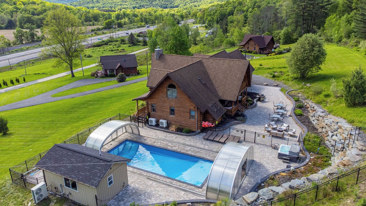 Hancock House | Indoor Pool,Largest Game Lodge,Sleeps 39