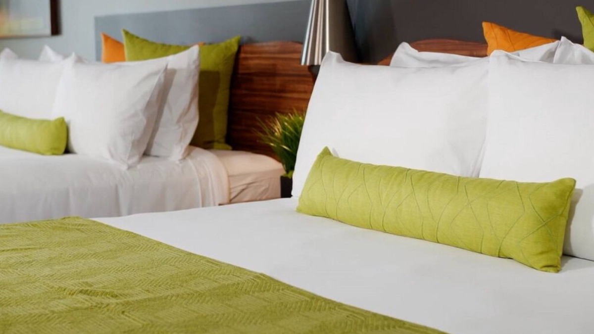 Circleville Resort | Indoor Waterpark Resort in the Catskills! Large Accommodation w/Private Balcony