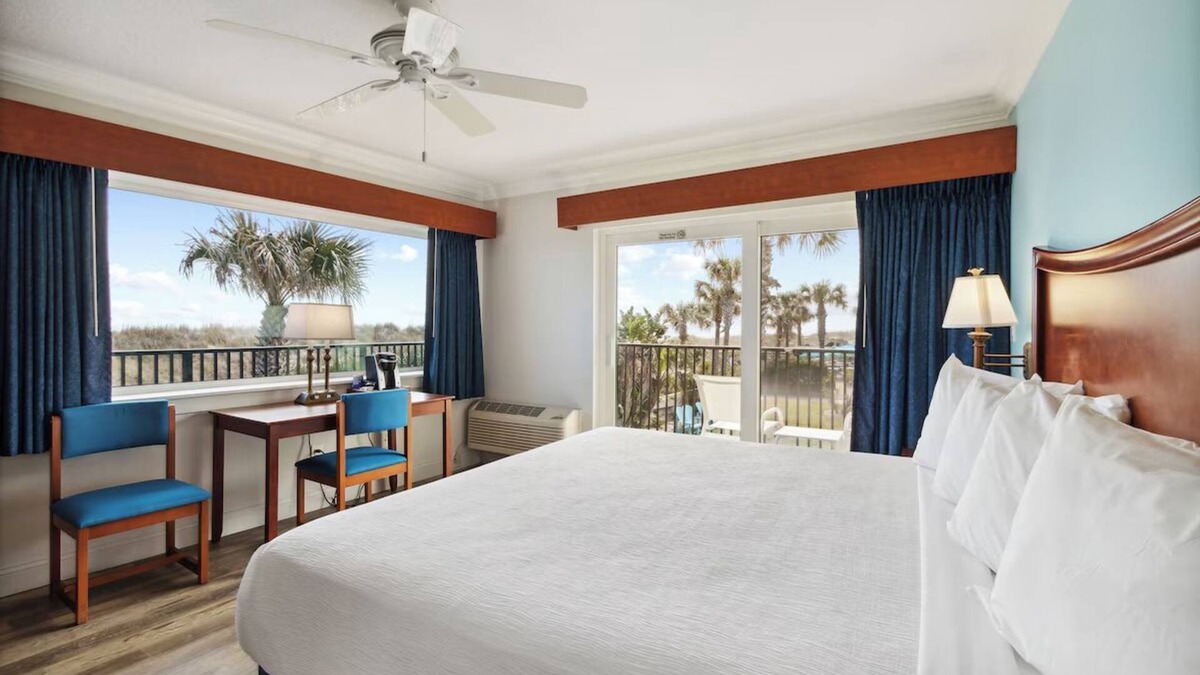 Neptune Beach Hotel | Indulge in an Oceanfront King with Nearby Dining and Attractions, Pet Friendly