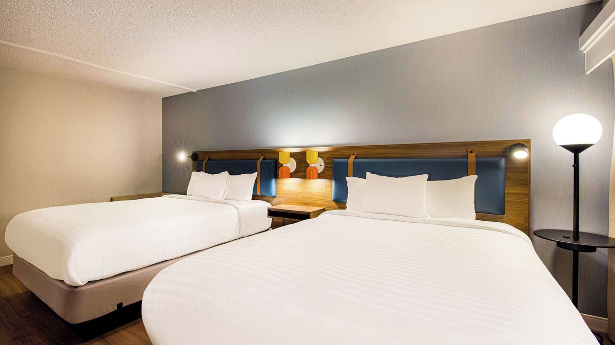 Eastwick Hotel | Indulge in Home-Like Comfort! 2 Comfortable Units, Close to Liberty Bell