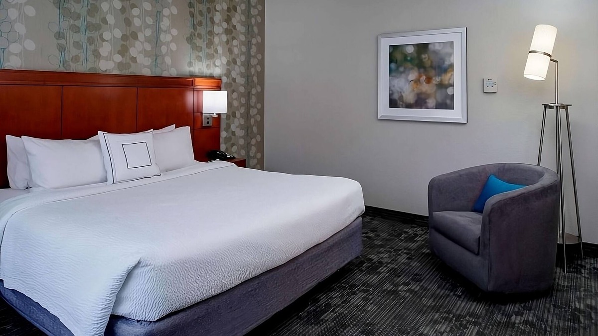 Waldron Hotel | Indulge in Home Like Comfort! Pet-Friendly Property, with Indoor Pool!