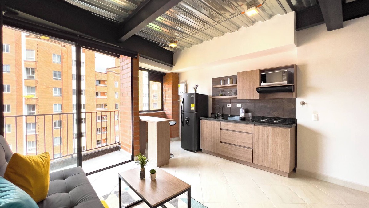 Florida Nueva Apartment | Industrial architectured Apt in the heart of Laureles with beautiful valley view