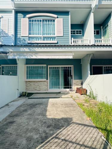 Bang Kaeo Villa | Indy2 Bangna km7 By koii