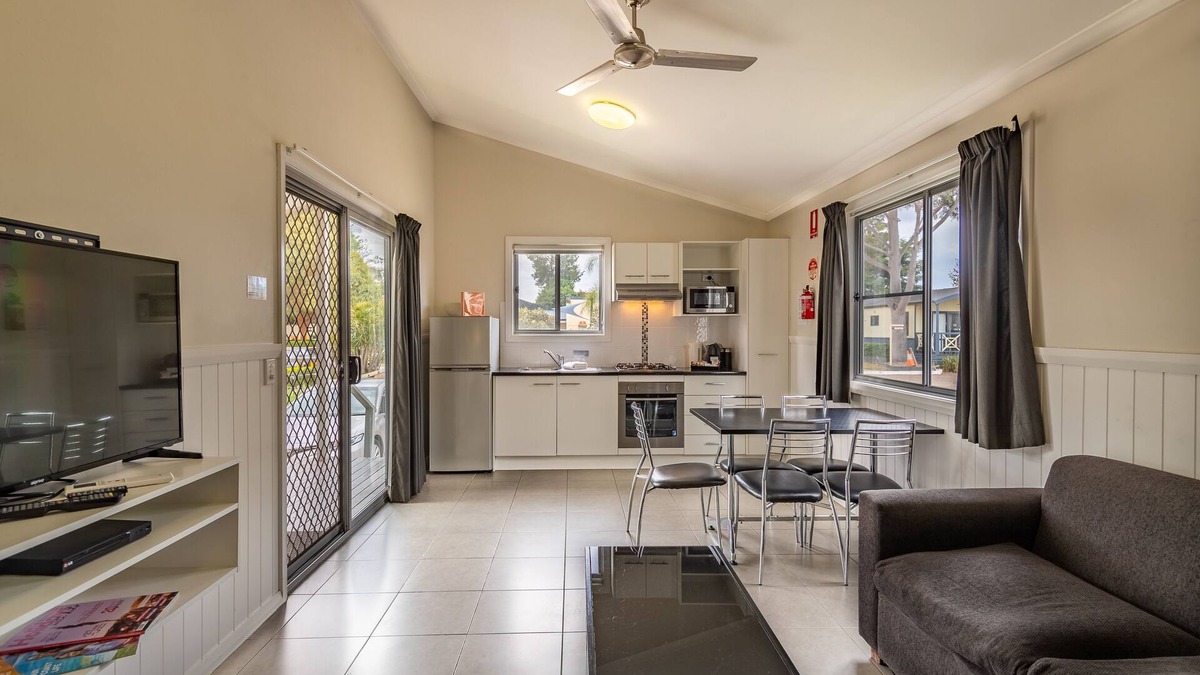 Emu Plains Other | Ingenia Holidays Nepean River