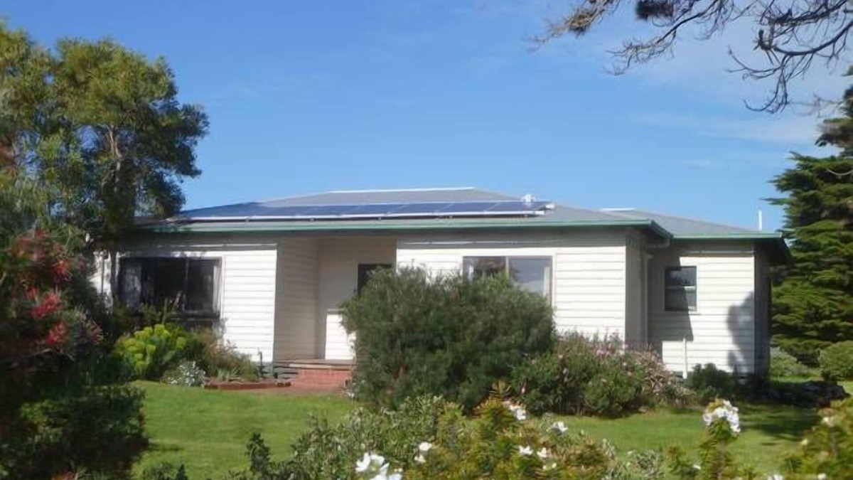 Yanakie House | INLET COTTAGE - located at Wilsons Promontory