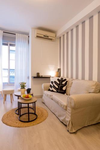 Camino de Ronda Apartment | Inmyhome Pedro Antonio Studio