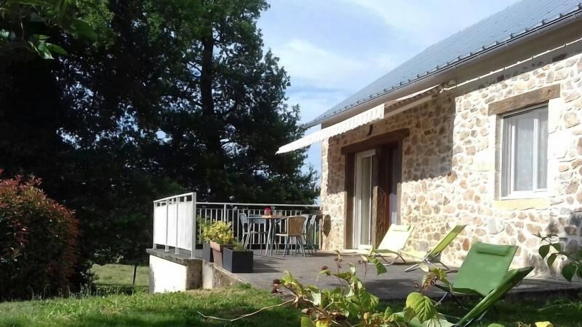 Lanuejouls House | Inn Lanuéjouls, 2 bedrooms, 5 people