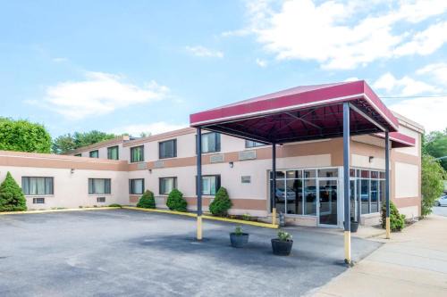 Watertown Hotel | Inn On Arsenal